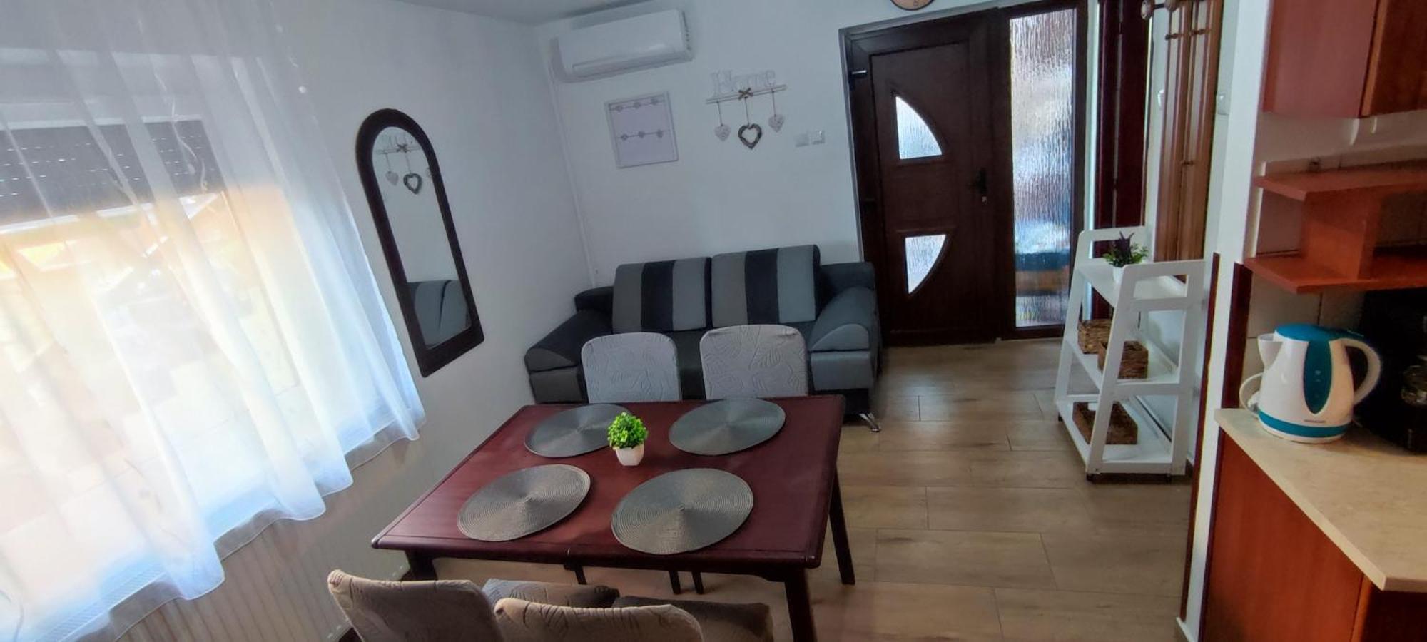Bazsi Apartman Hajdúszoboszló 외부 사진
