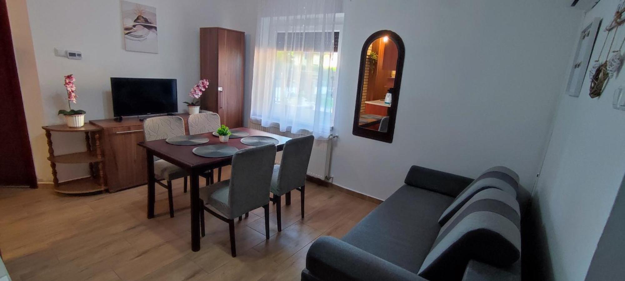 Bazsi Apartman Hajdúszoboszló 외부 사진
